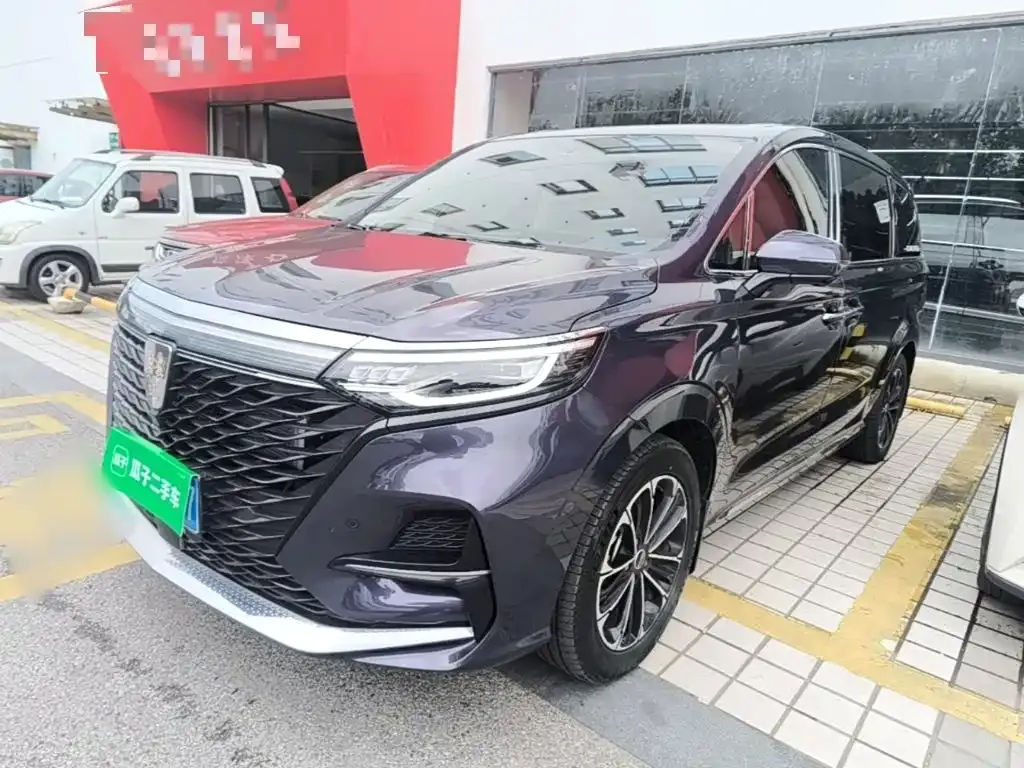 Roewe iMAX8 — фото 1