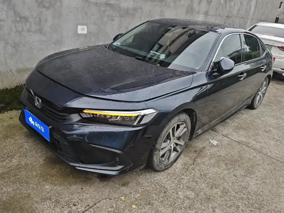 Honda Civic — фото 1