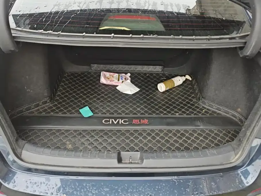 Honda Civic — фото 8