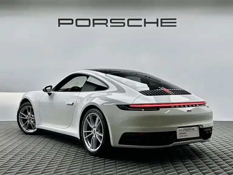 Porsche 911 — фото 9
