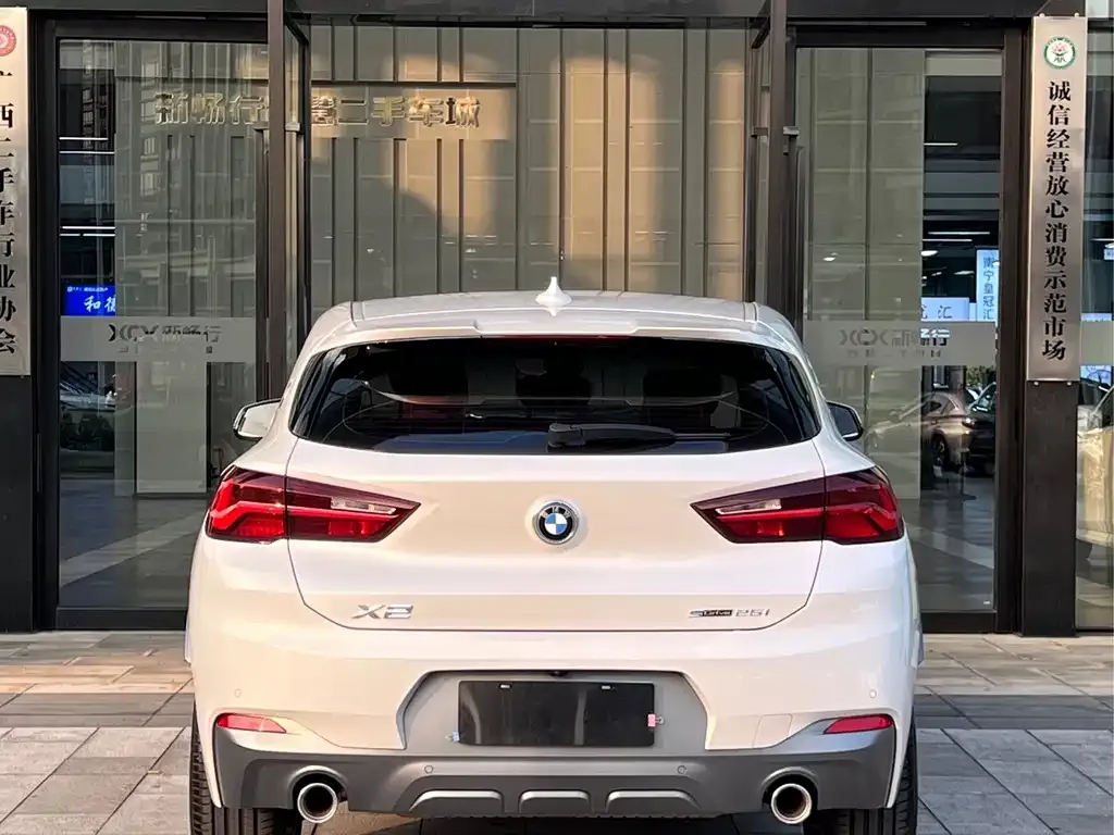 BMW X2 — фото 8