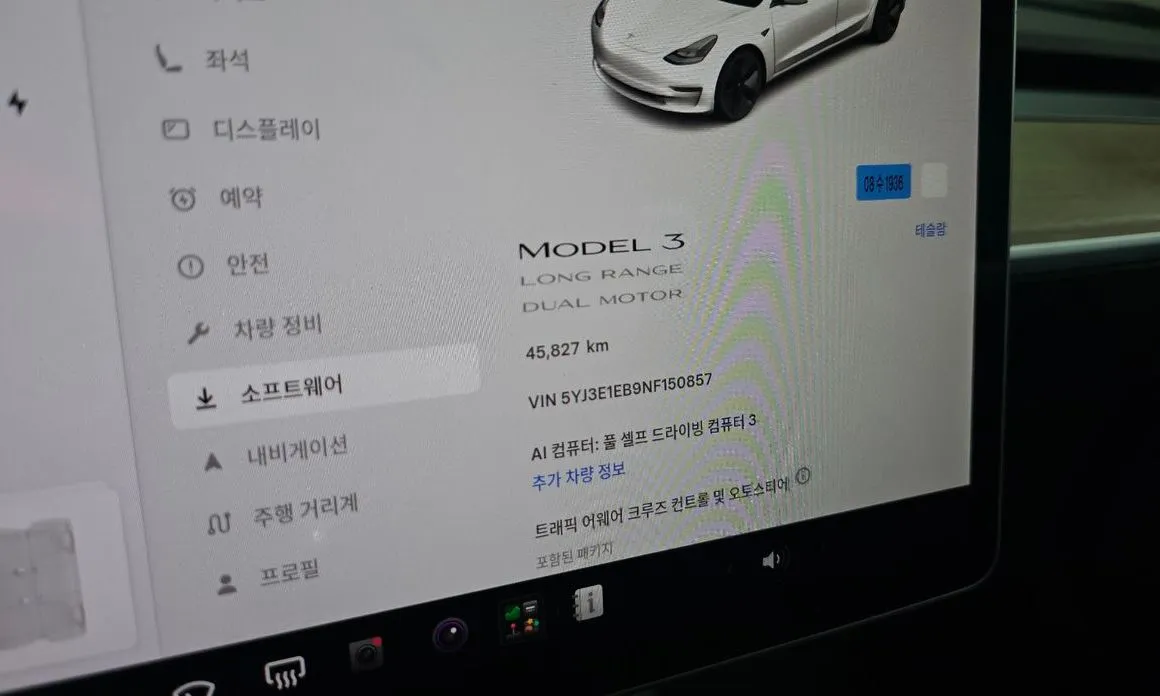 Tesla Model 3 — фото 6