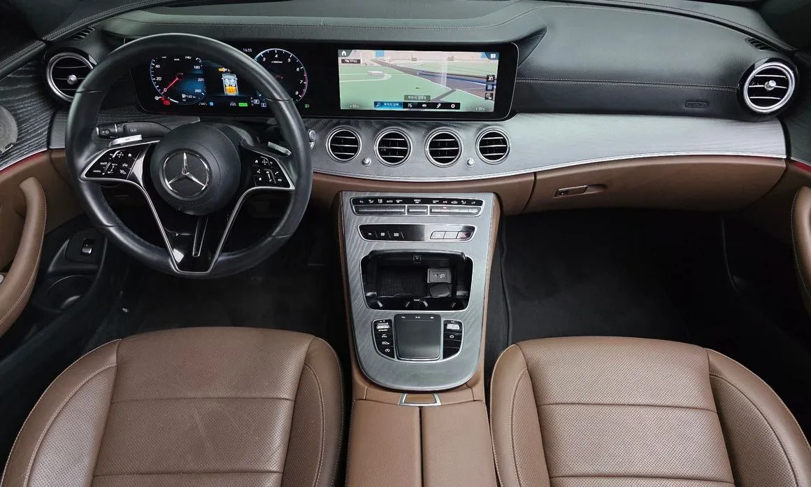 Mercedes-Benz E-Class — фото 10