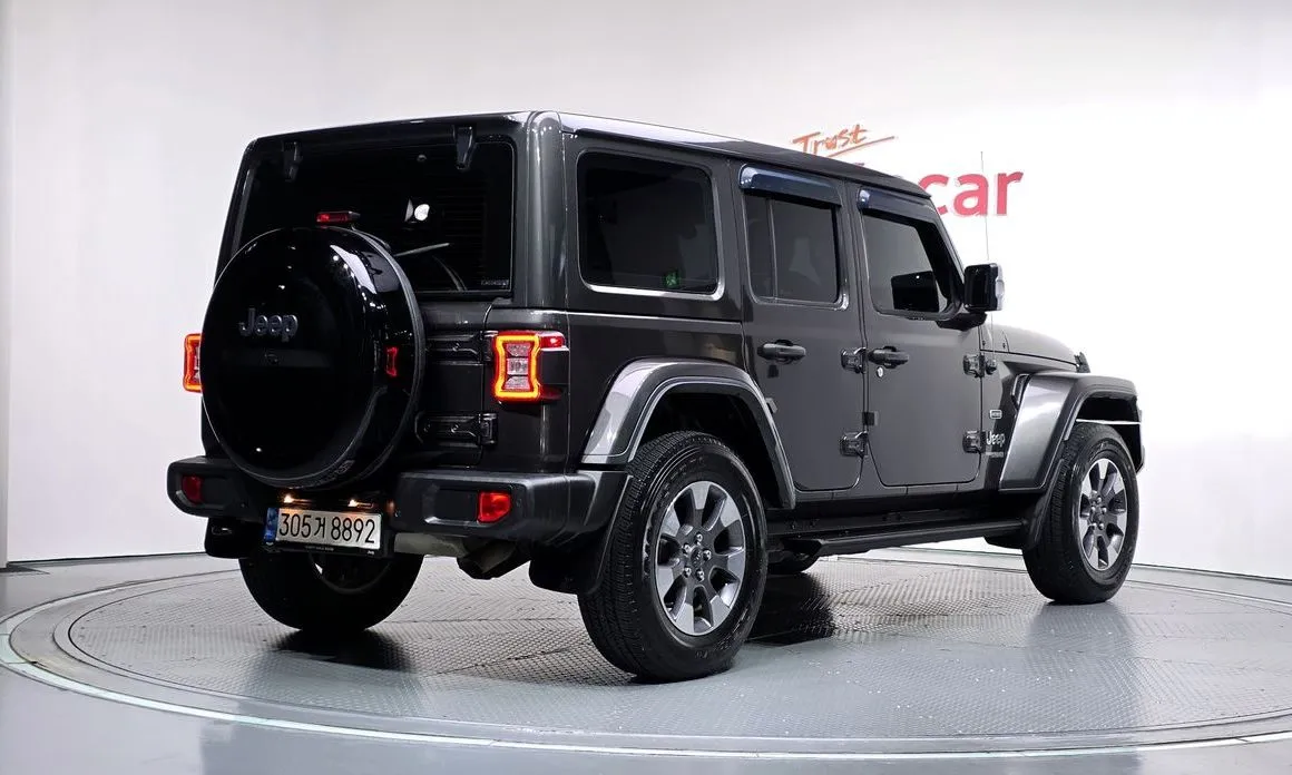 Jeep Wrangler — фото 3