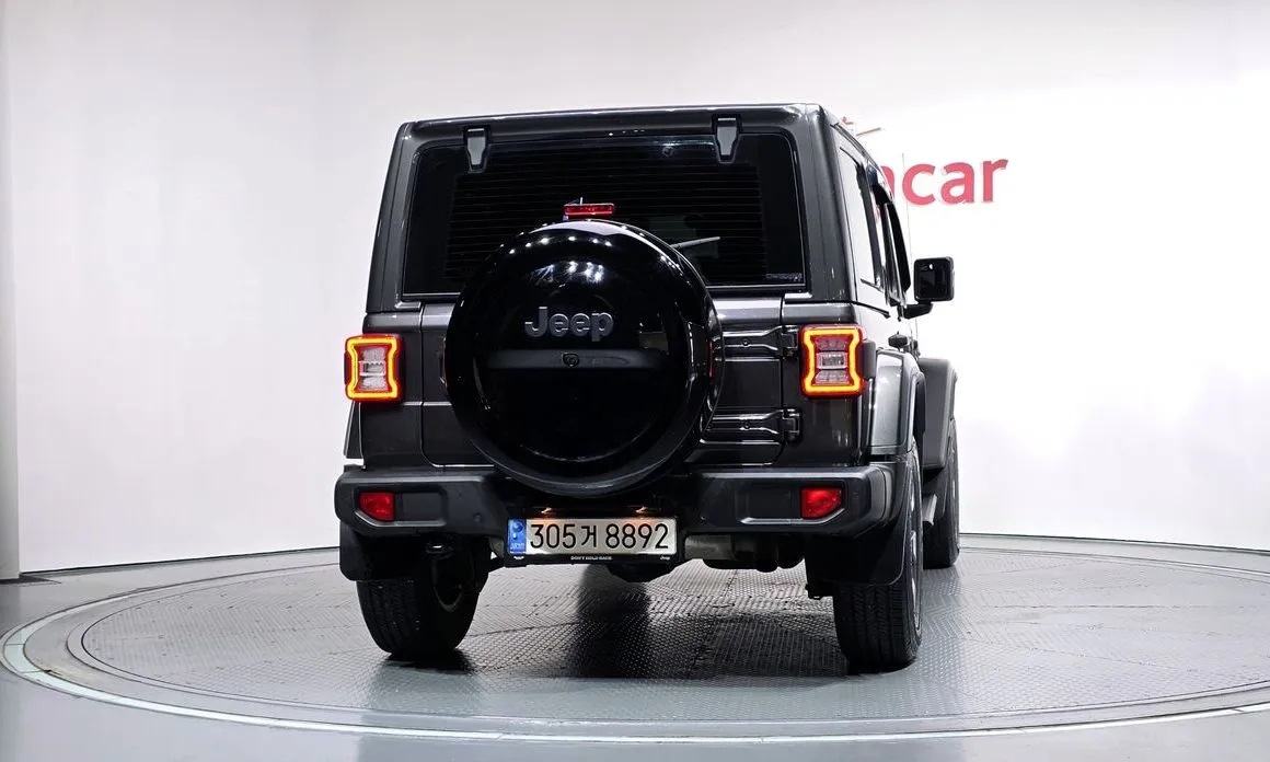 Jeep Wrangler — фото 2