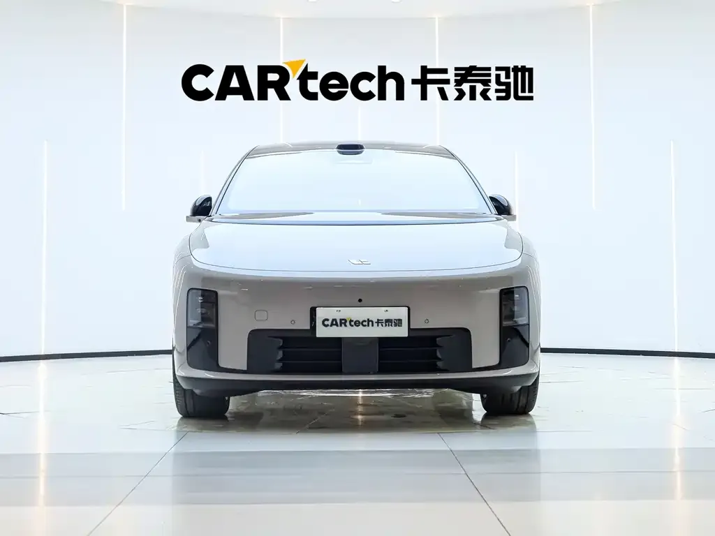 Li Auto Li i8 — фото 3