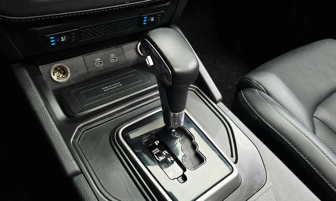 KG Mobility (Ssangyong) Rexton — фото 4