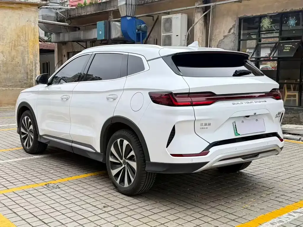 BYD PLUS New Energy — фото 5