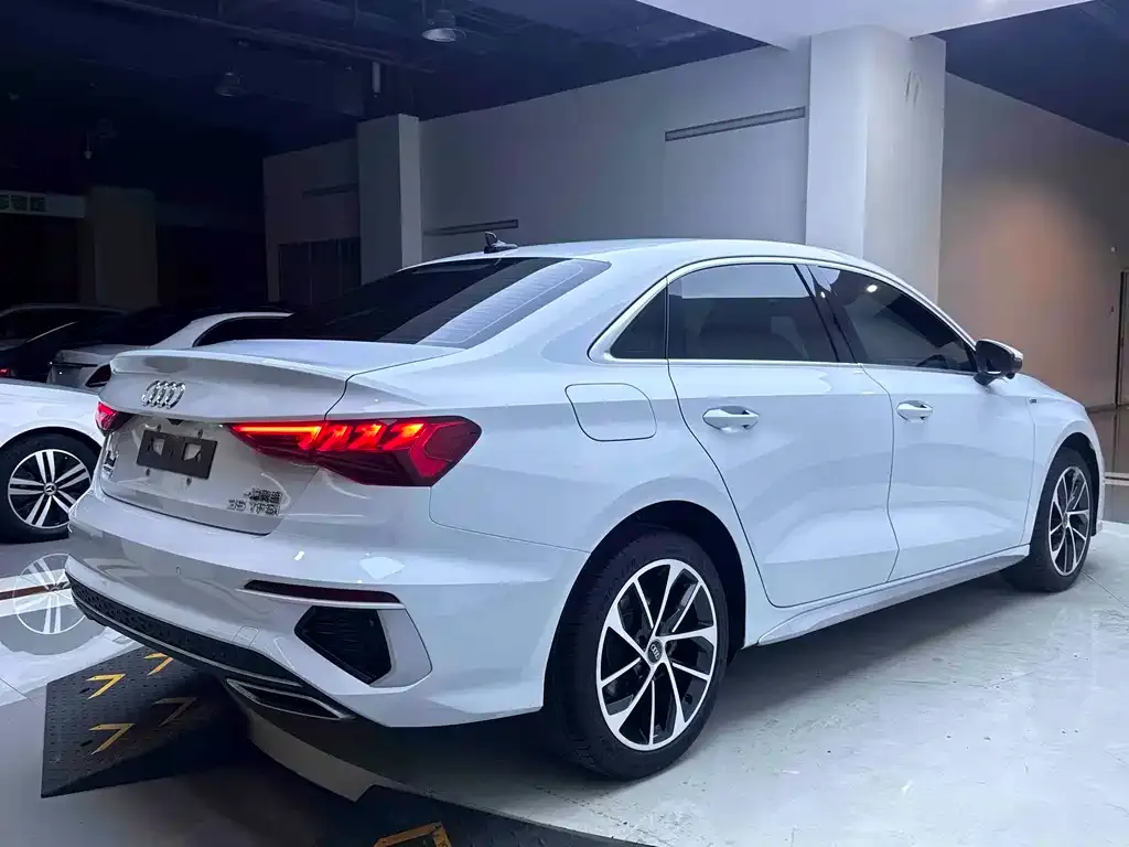 Audi A3 — фото 5