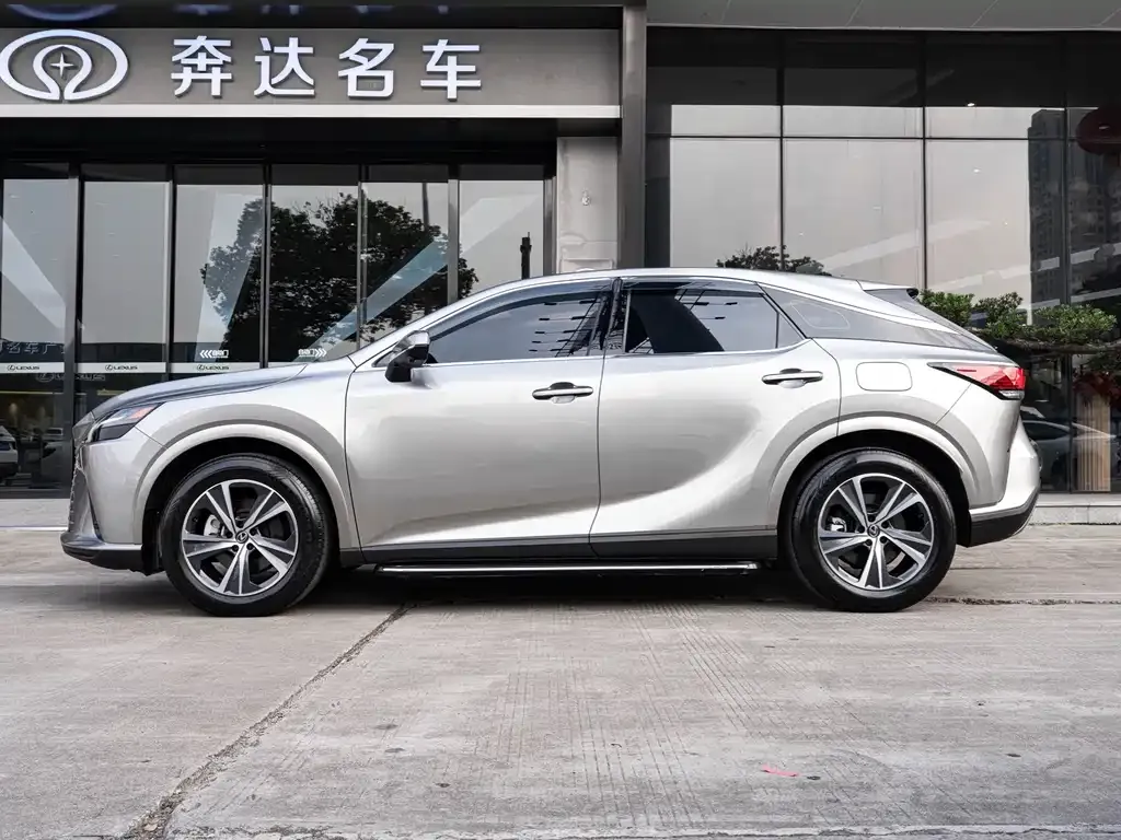 Lexus RX — фото 2