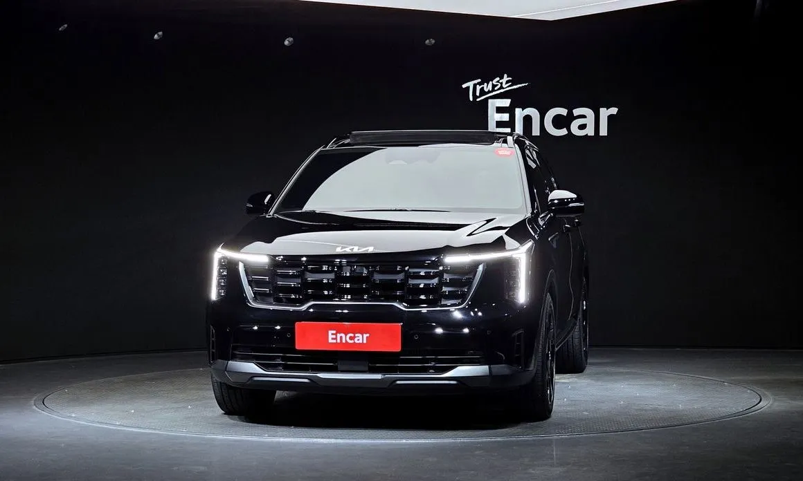 Kia Sorento — фото 5