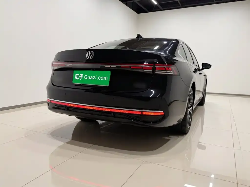 Volkswagen Passat — фото 9
