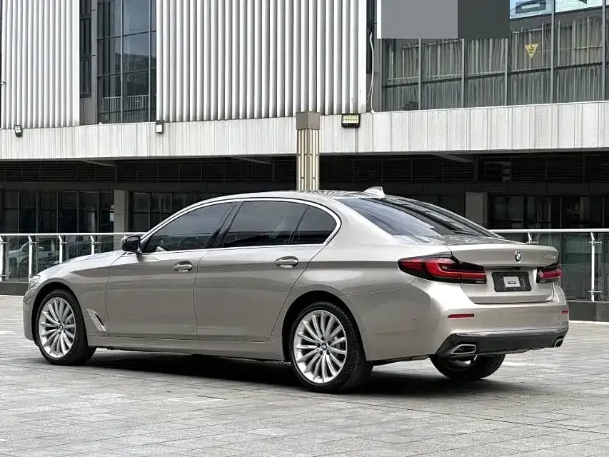 BMW 5 Series — фото 2