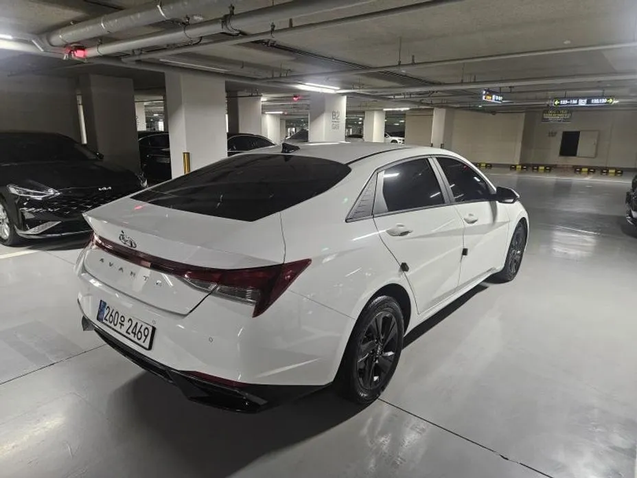 Hyundai AVANTE — фото 4