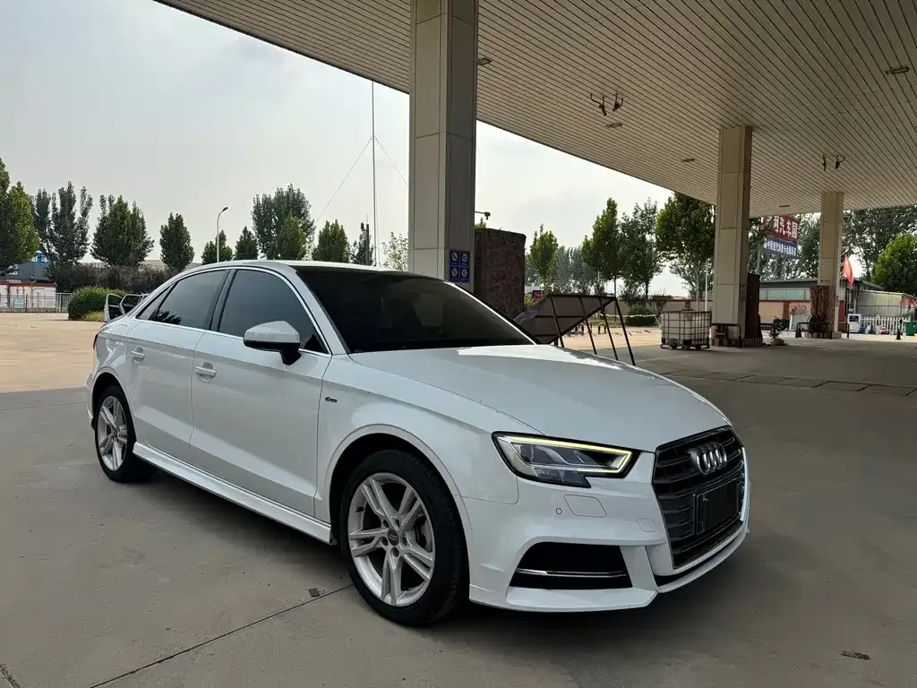 Audi A3 — фото 3