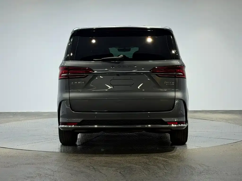 Roewe iMAX8 — фото 3
