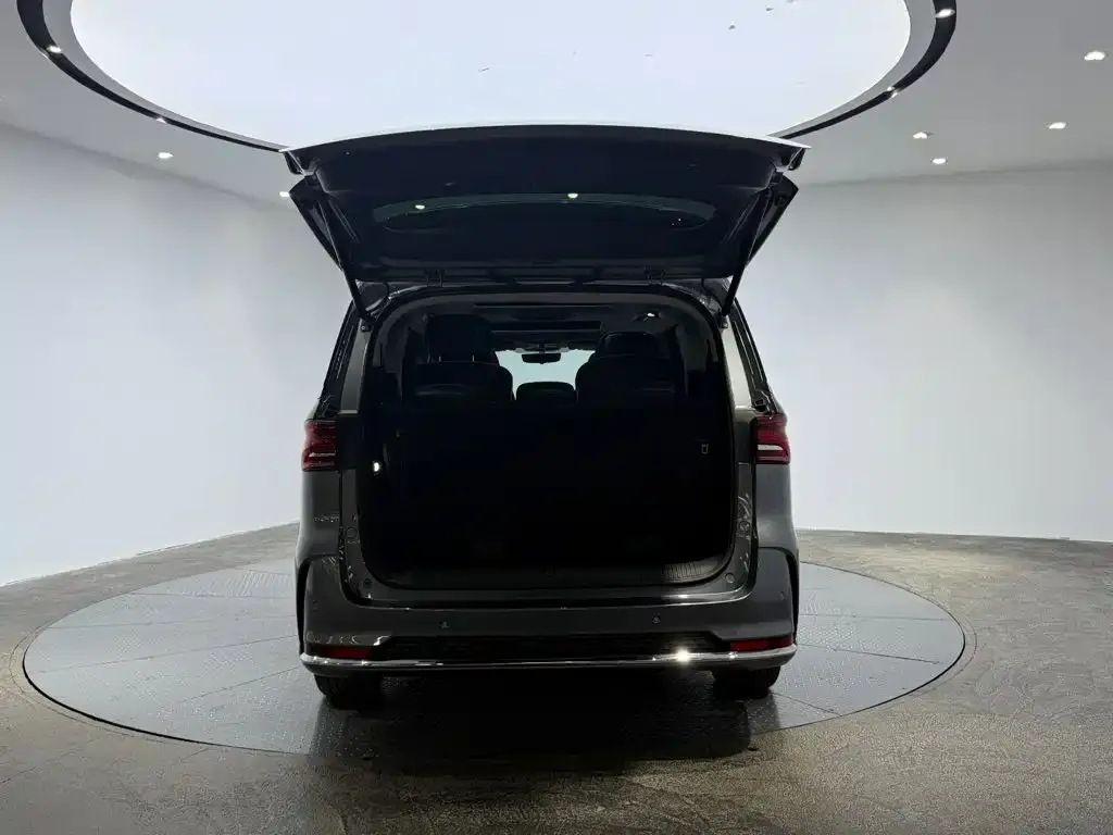 Roewe iMAX8 — фото 8