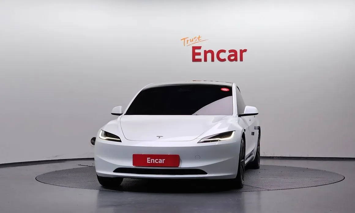 Tesla Model 3 — фото 2