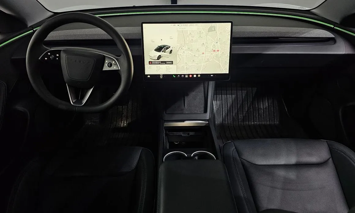 Tesla Model 3 — фото 8