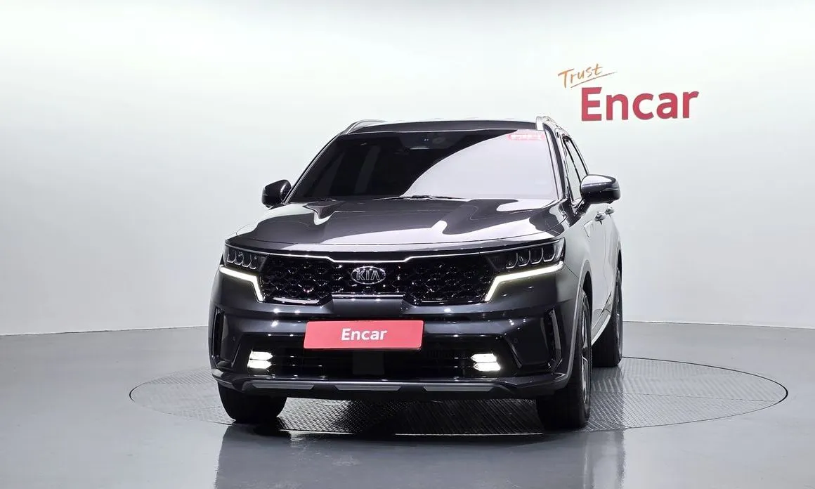 Kia Sorento — фото 10