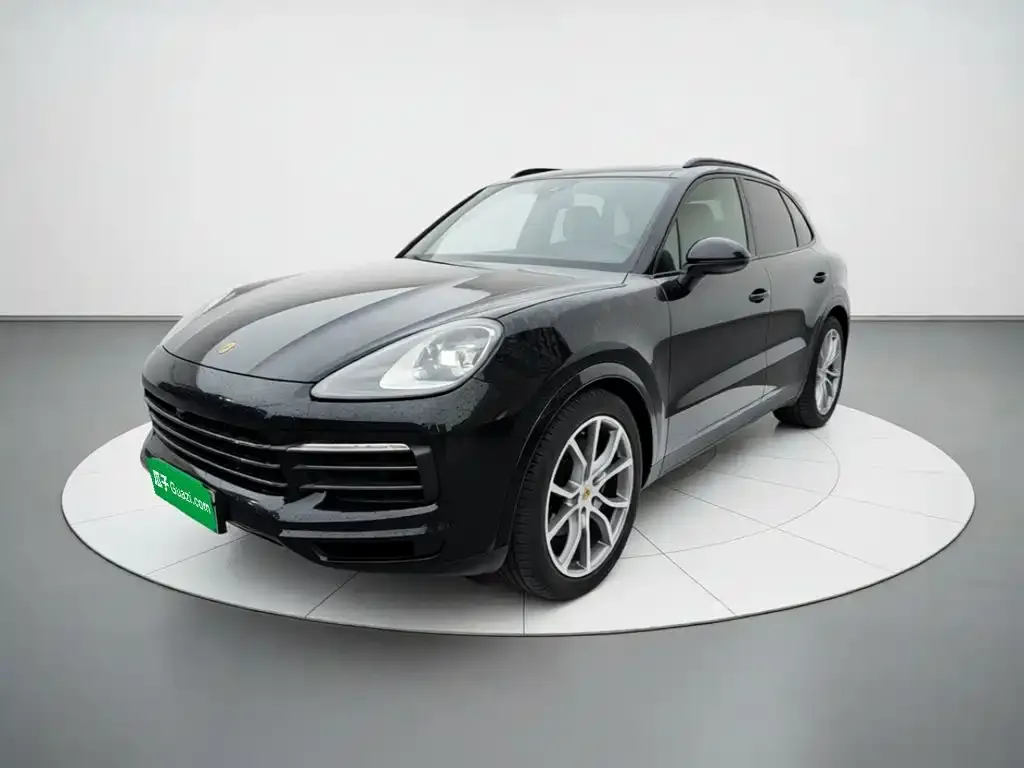 Porsche Cayenne Hybrid — фото 1