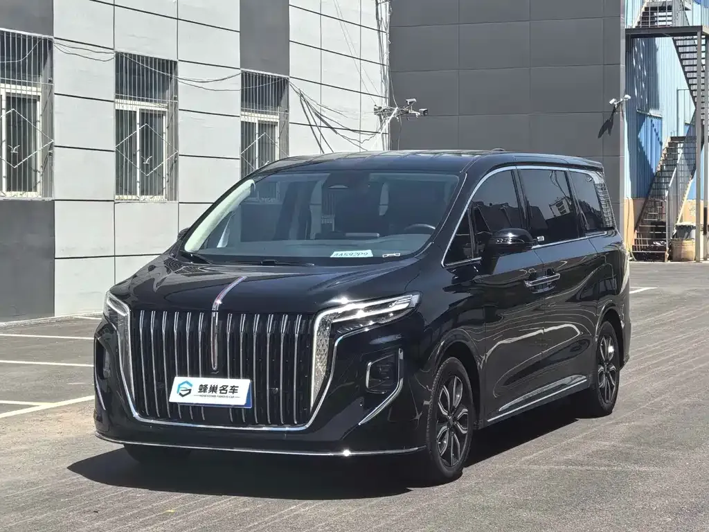 Hongqi HQ9 — фото 1
