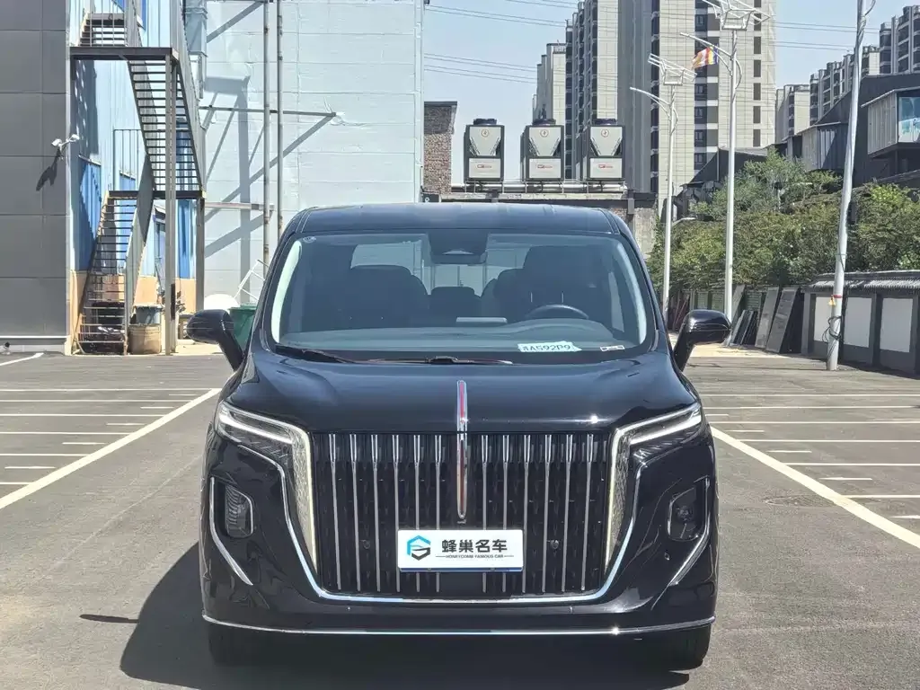 Hongqi HQ9 — фото 2