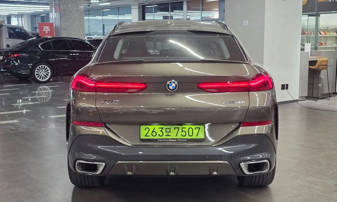 BMW X6 — фото 7