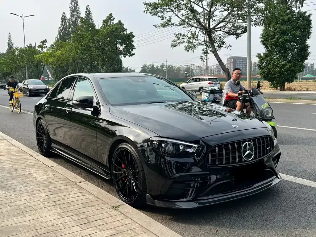 Mercedes-Benz E-Class AMG — фото 4
