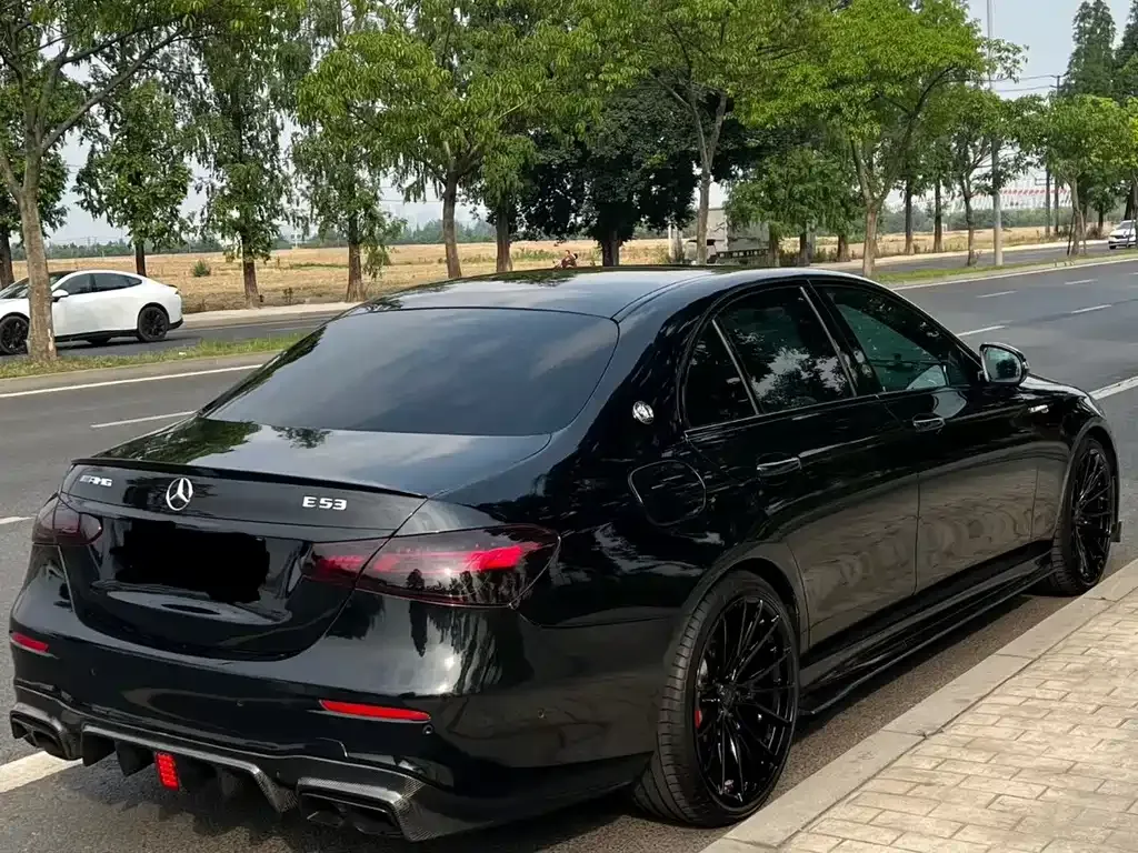 Mercedes-Benz E-Class AMG — фото 3