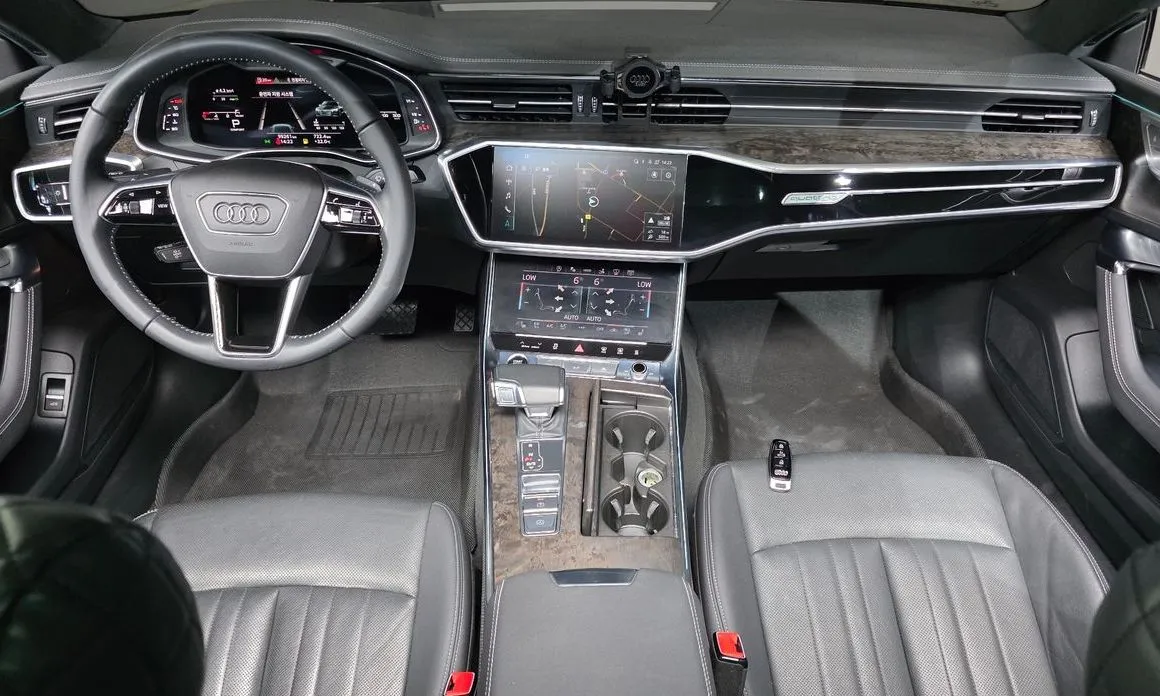 Audi A7 — фото 9