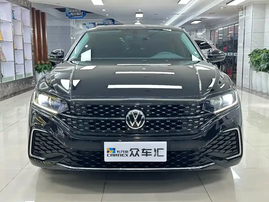 Volkswagen Passat — фото 5
