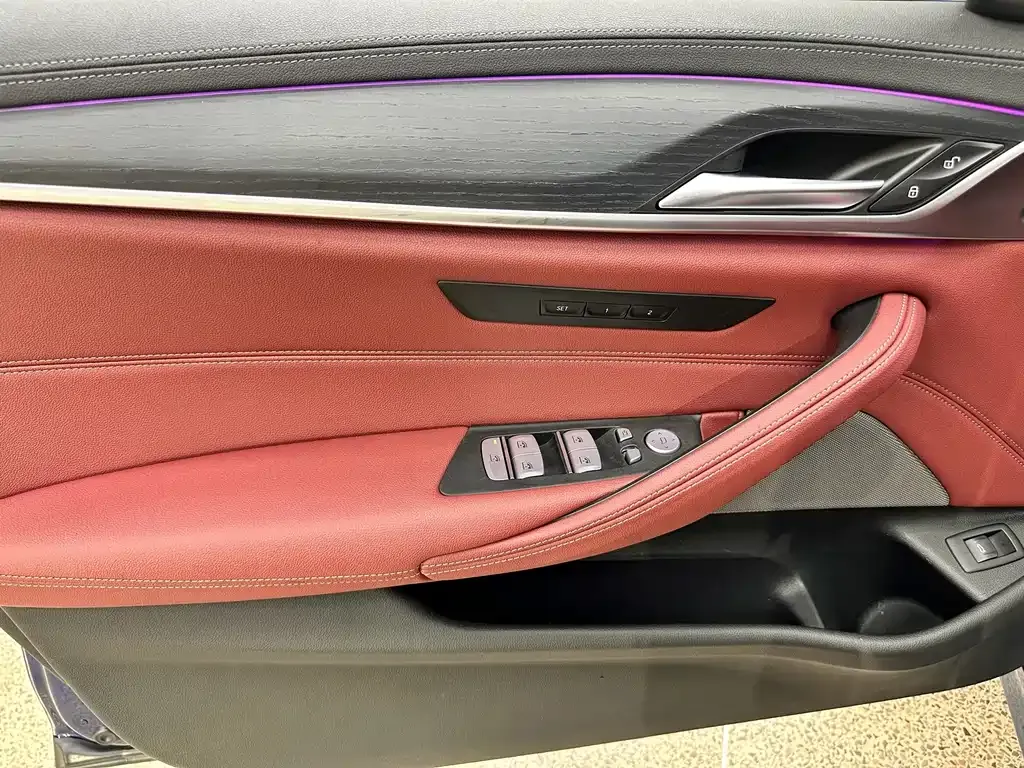 BMW 5 Series — фото 10
