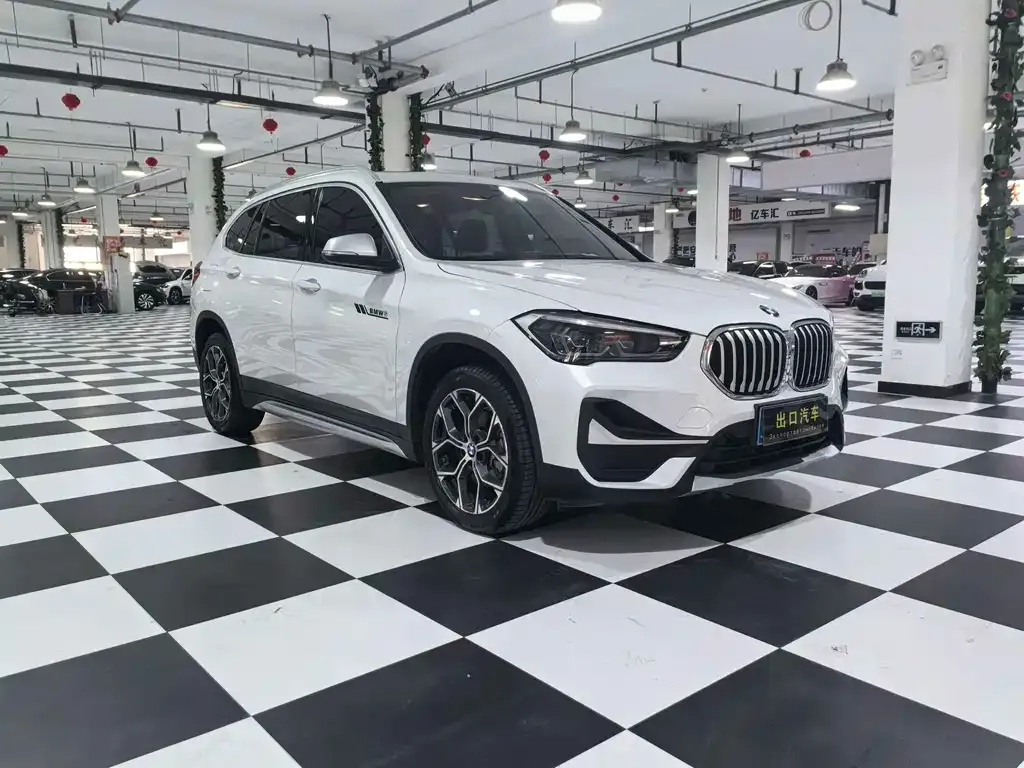 BMW X1 — фото 10
