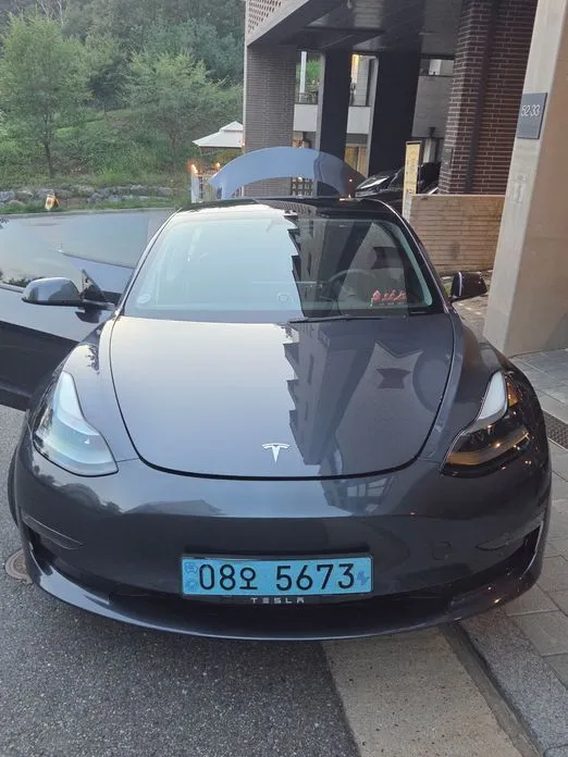 Tesla Model 3 — фото 9