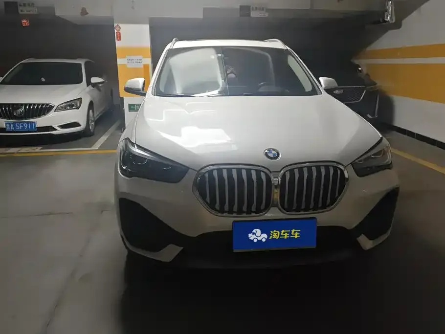 BMW X1 — фото 2