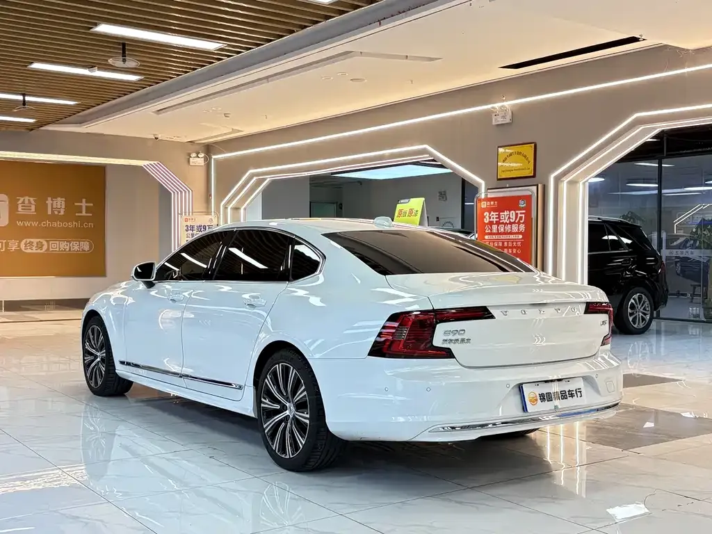 Volvo S90 — фото 7