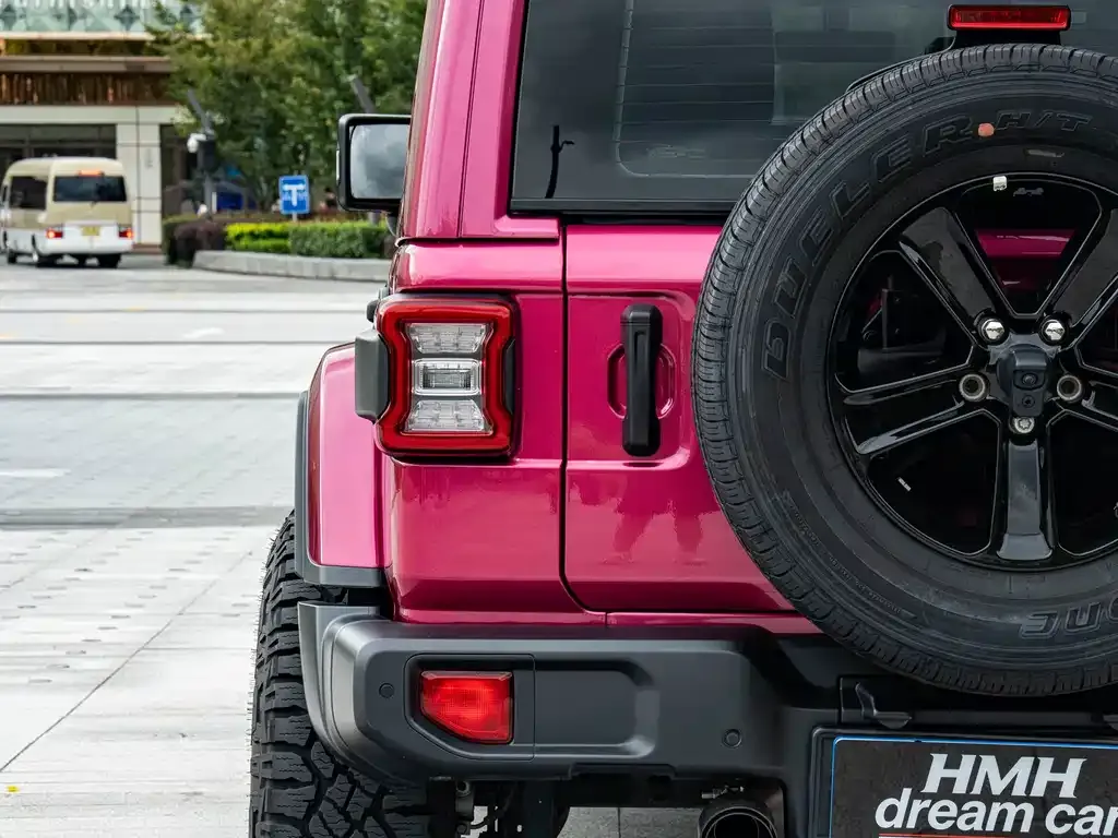 Jeep Wrangler — фото 5