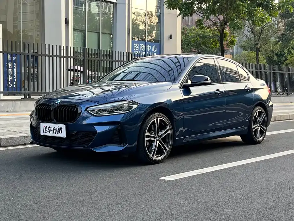 BMW 1 Series — фото 1