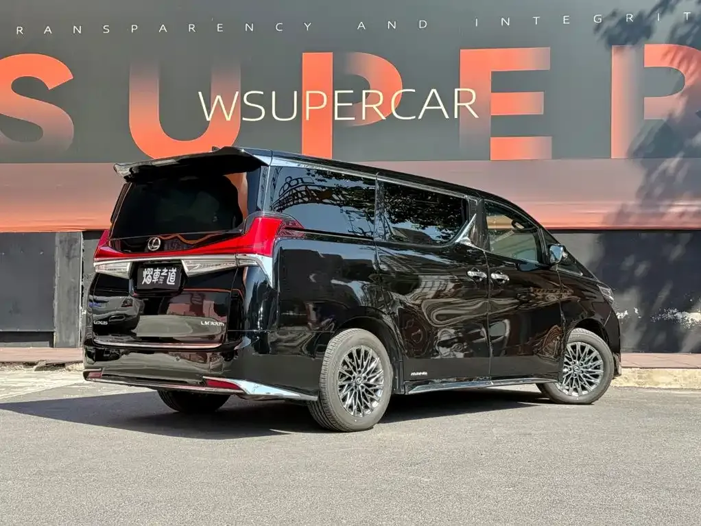 Toyota Vellfire — фото 3