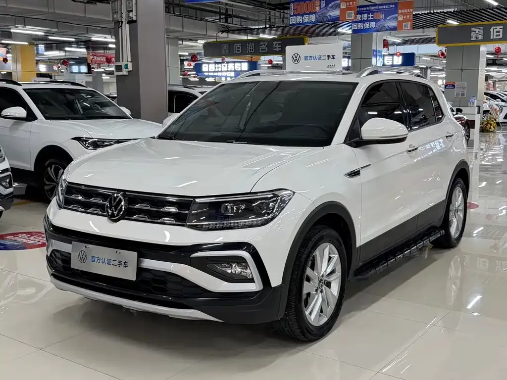 Volkswagen T-Cross — фото 1