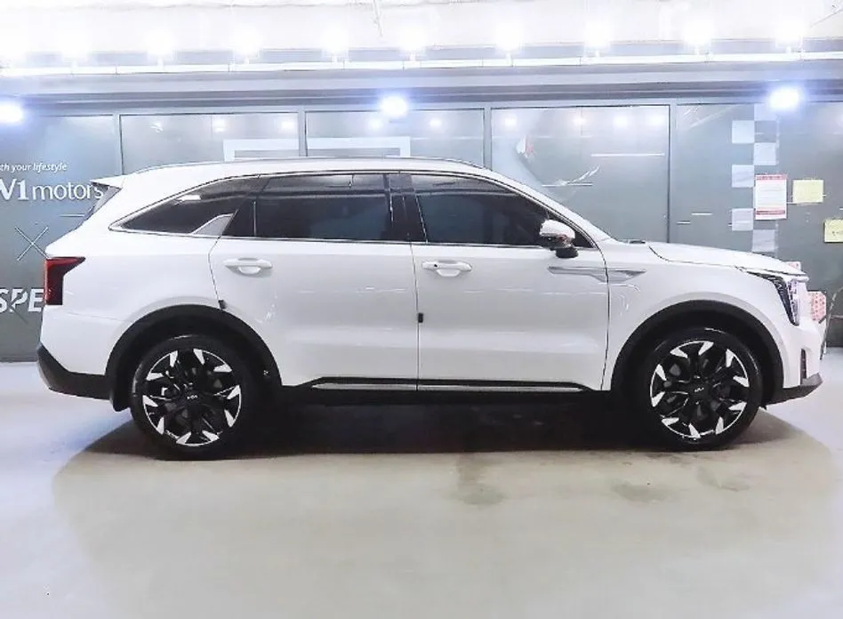 Kia Sorento — фото 9