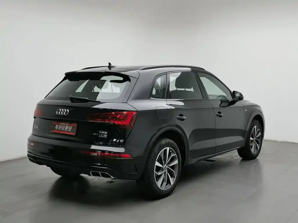 Audi Q5L — фото 4