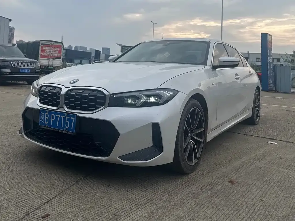 BMW 3 Series — фото 1