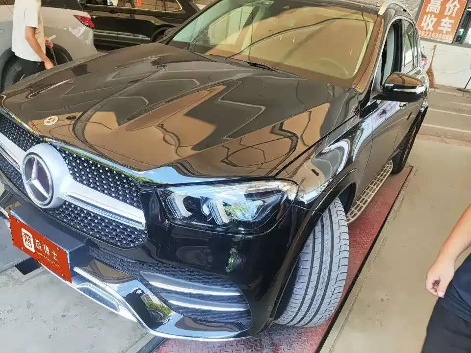 Mercedes-Benz GLE (Import) — фото 1