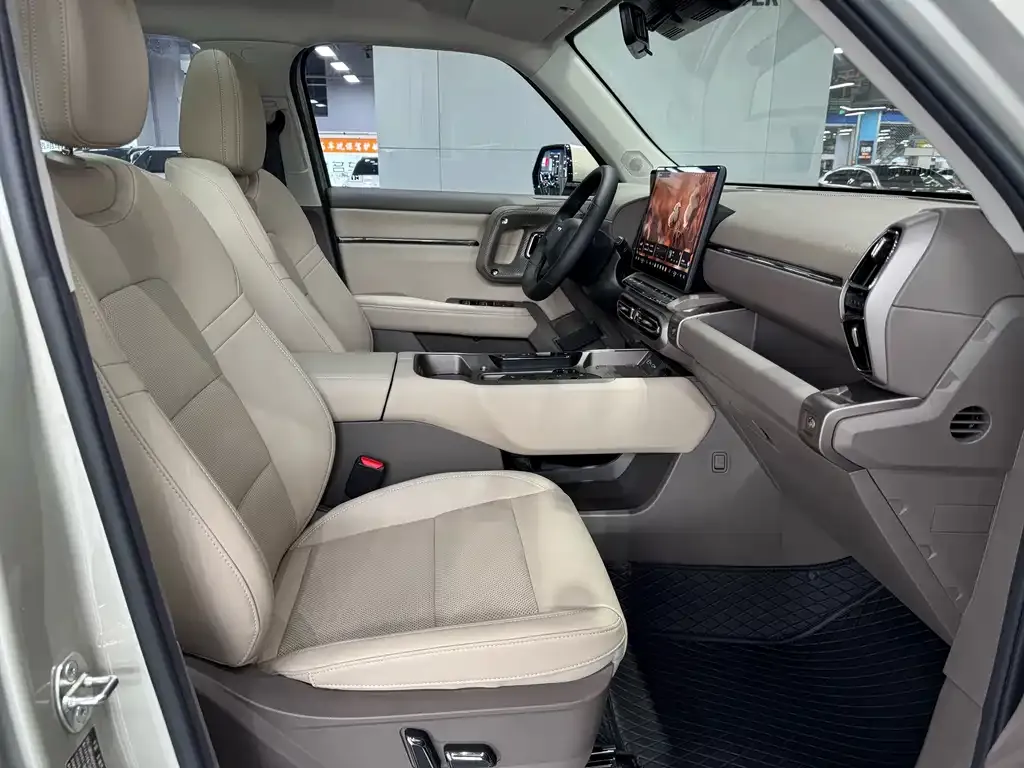 Haval Big Dog PLUS New Energy — фото 9