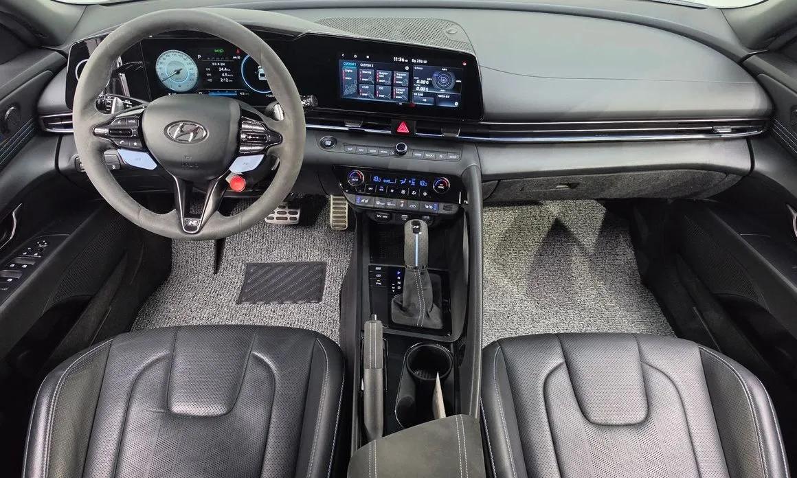 Hyundai AVANTE — фото 8