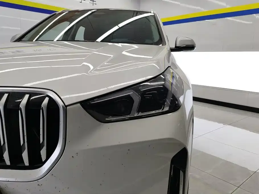 BMW X1 — фото 3