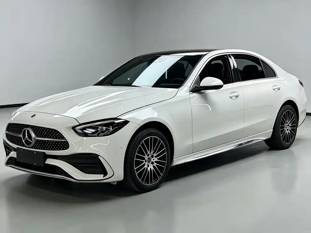 Mercedes-Benz C-Class — фото 1