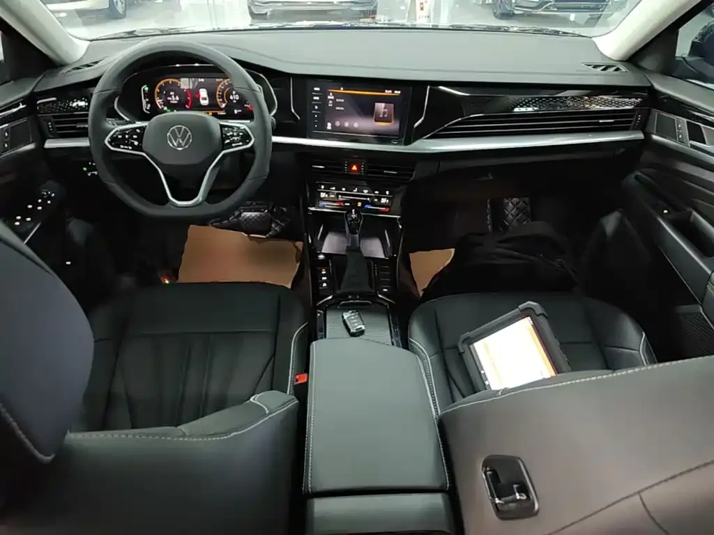 Volkswagen Passat — фото 4